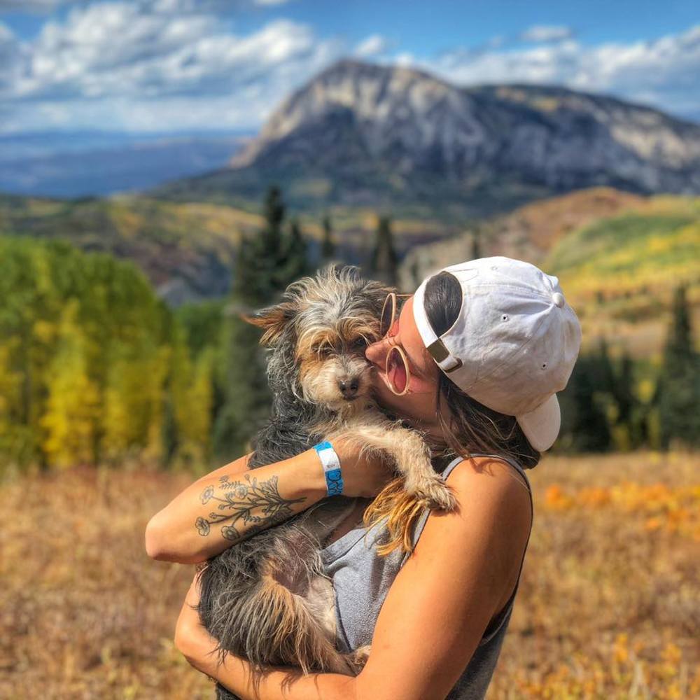 Meet your Posher, Adria